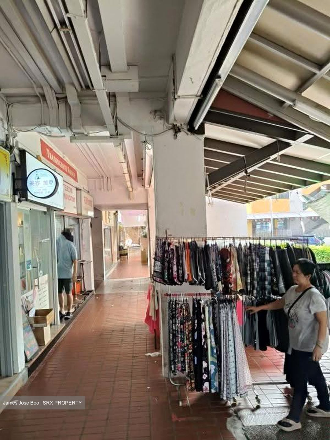 Hougang Avenue 1 (D19), Shop House #611951001